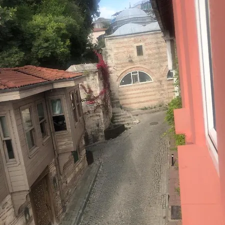 Erkul Old 3 Apartment *
